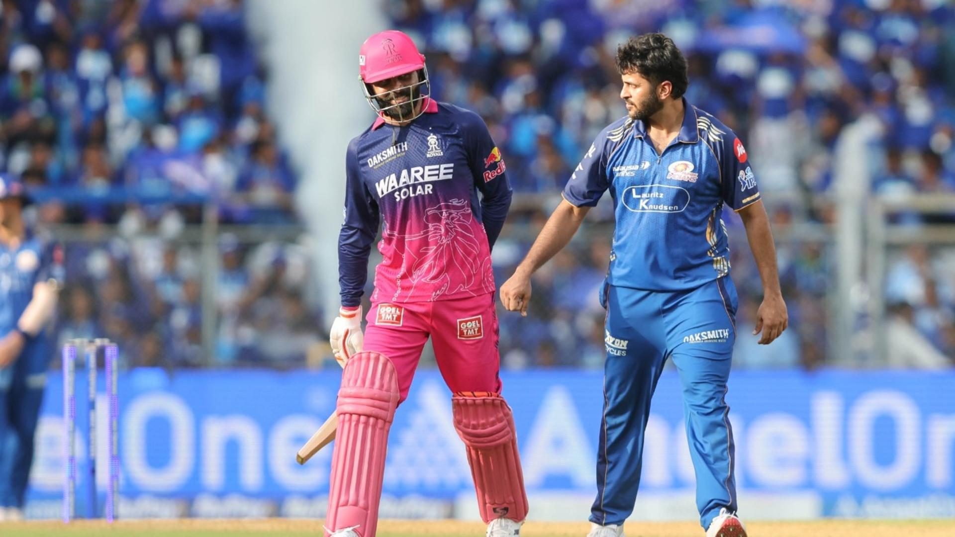 ravindra-jadeja-shardul-thakur-mi-vs-rr-ipl-2026-last-over-banter.Click to read full article.