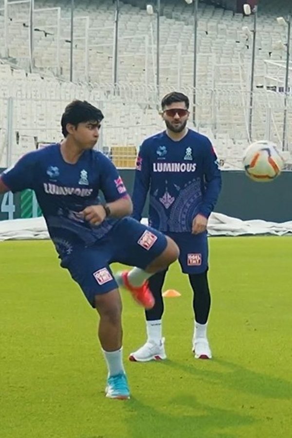 foot-volley-fun-before-the-grind-x9jlra2.Click to read full article.