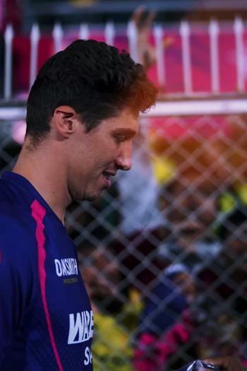 this-ones-on-the-house-xa4c6ns.Click to read full article.