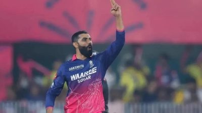 sri-lanka-vs-india-test-cricket-2026-day-3-report-ravindra-jadeja-350-wickets-hi.Click to read full article.