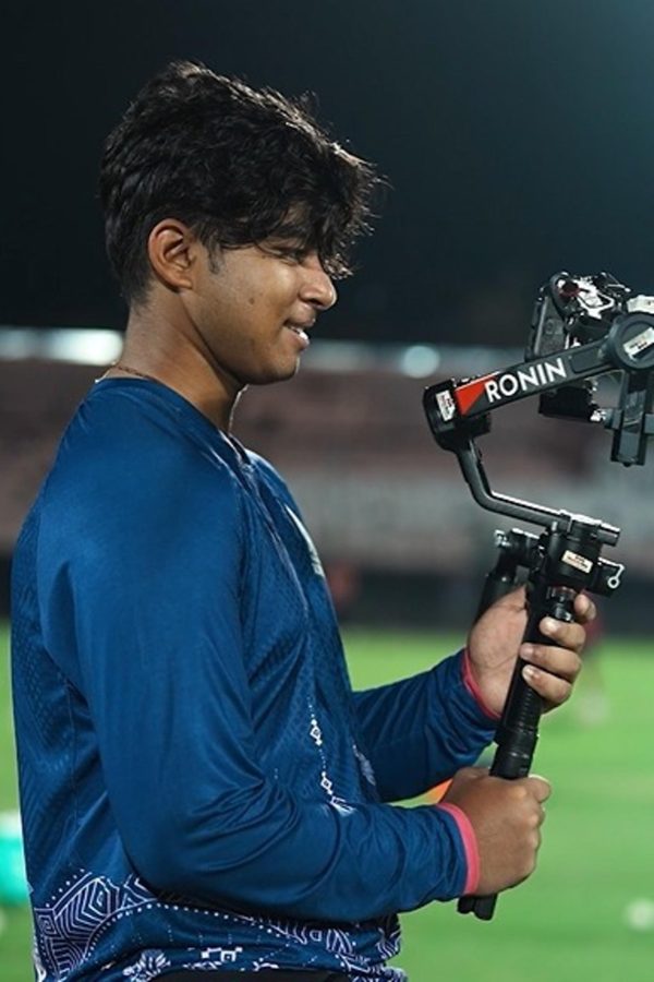 vaibhav-behind-the-camera-xa46as4.Click to read full article.