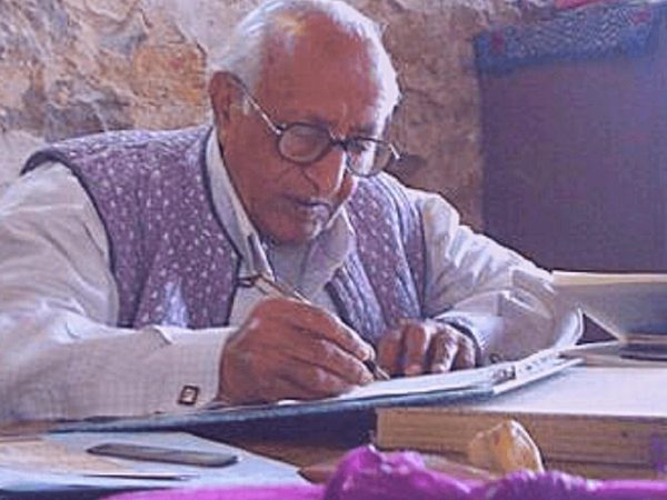 how-vijaydan-detha-bijji-celebrated-the-timelessness-of-rajasthani-folklore.Click to read full article.