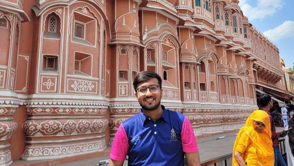 nikunj-bhagchandani-rajasthan-royals-fan-ipl.Click to read full article.