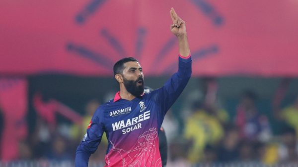 ravindra-jadeja-ipl-record-rr-vs-csk.Click to read full article.