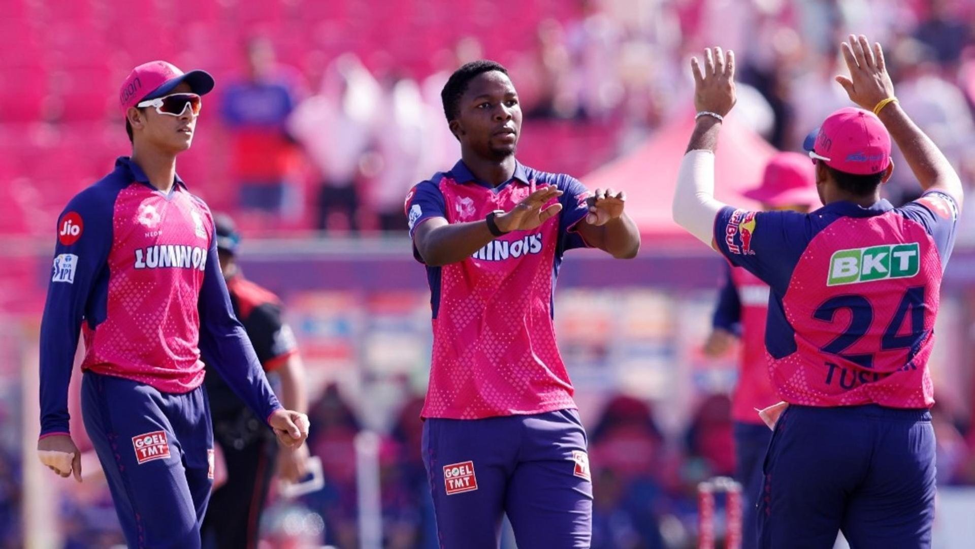 australia-vs-south-africa-cricket-team-t20-2025-1st-match-kwena-maphaka-record.Click to read full article.