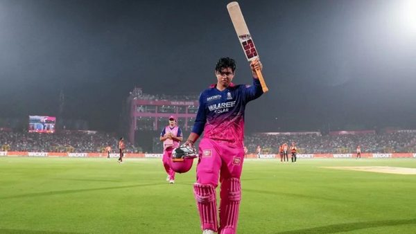 vaibhav-sooryavanshi-records-century-rr-vs-srh-ipl-2026-hi.Click to read full article.