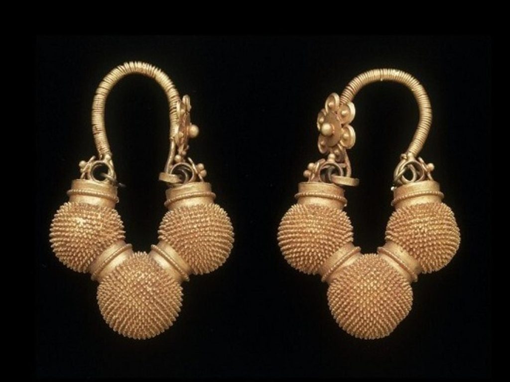 Latest Gold Hoop Earrings for Boys|Stud Design for Men Online Shopping  Design Collection. - YouTube