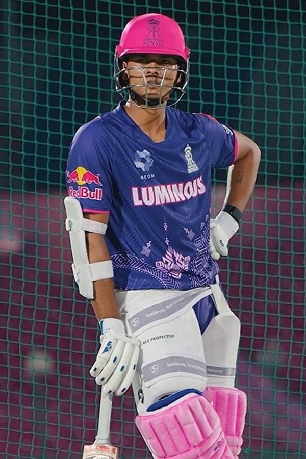 yashasvi-strikes-sweetly-in-training-x9jh5im.Click to read full article.