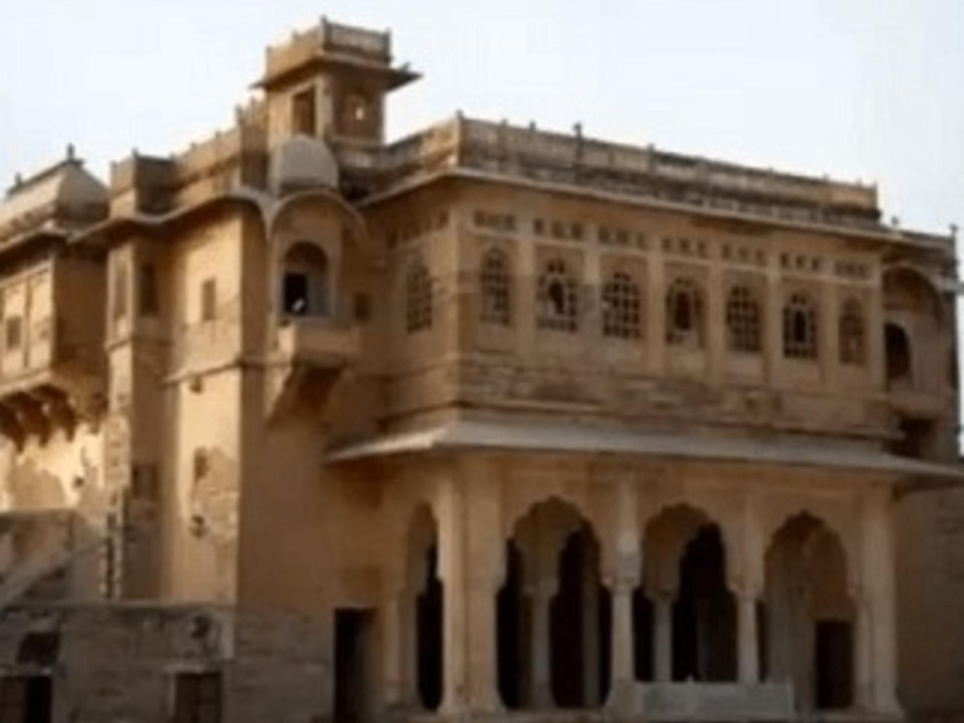 the-garden-palace-of-nagaur.Click to read full article.