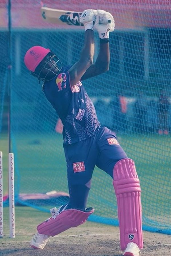 jofra-the-tailender-shows-his-batting-skills-x9h8hls.Click to read full article.