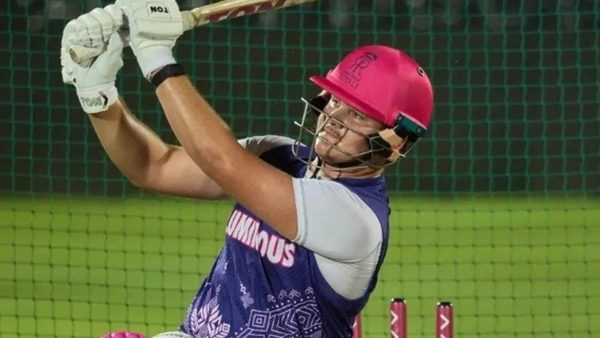 lhuan-dre-pretorius-century-india-a-vs-south-africa-a-3rd-unofficial-odi-report.Click to read full article.