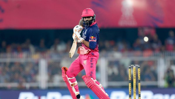 ravindra-jadeja-second-indian-all-rounder-4000-runs-200-wickets.Click to read full article.