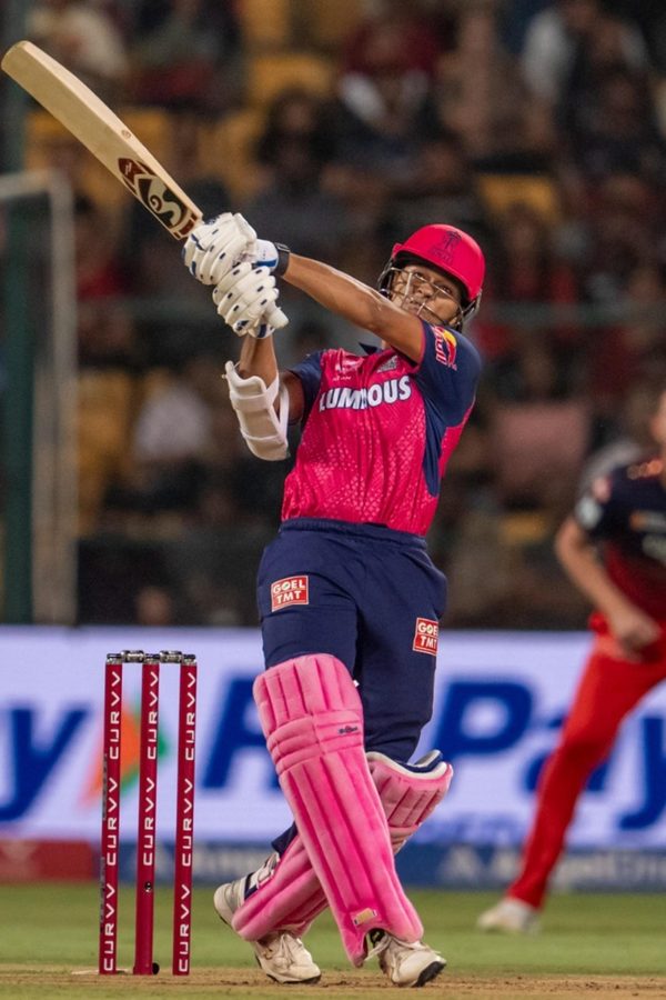 ipl-2025-rcb-vs-rr-first-ball-no-problem-jaiswal-launches-it-x9j1xrq.Click to read full article.